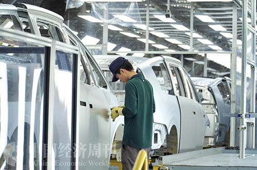 理想汽車“超級大腦” 驅動智能工廠革命，引領小車銷售新未來